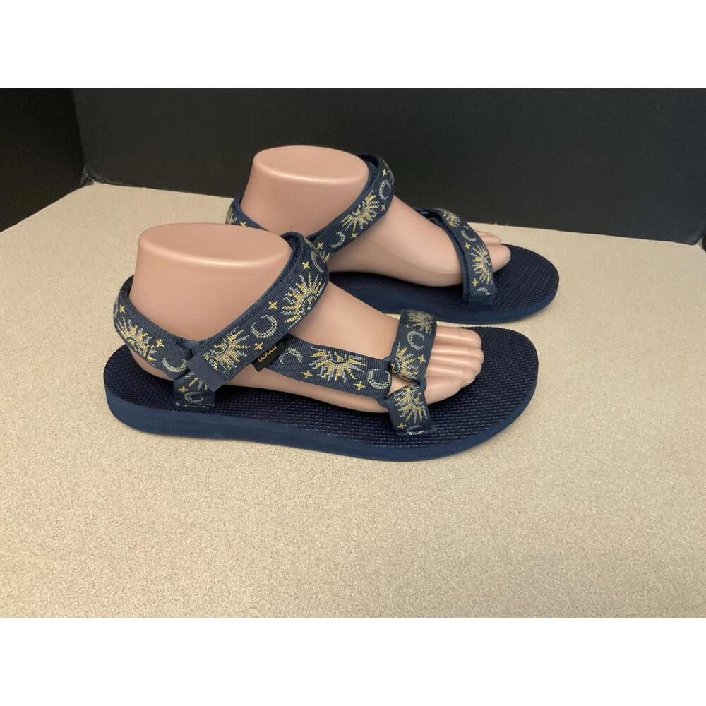 New! Womens TEVA Original Universal Sandals. Size 10. Awesome!